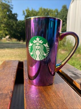 Starbucks 16 oz Ceramic Iridescent Rainbow "Oil Slick" Tall Mug 2022 Holiday Col